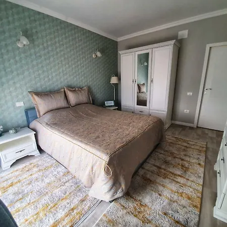 Evys Apartment